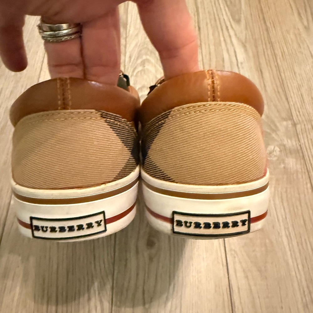 Burberry Nova check Skate Loafer Slip-On Sneakers - Picture 2 of 5